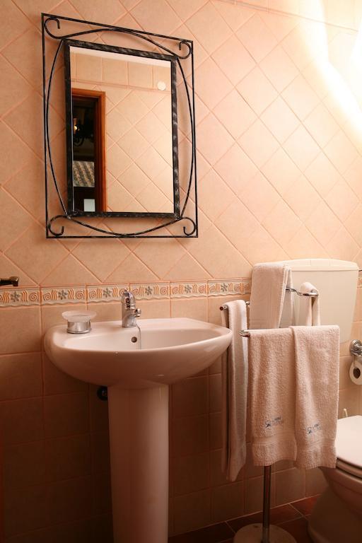 Bed and Breakfast Casa Antiga Одесейше Номер фото