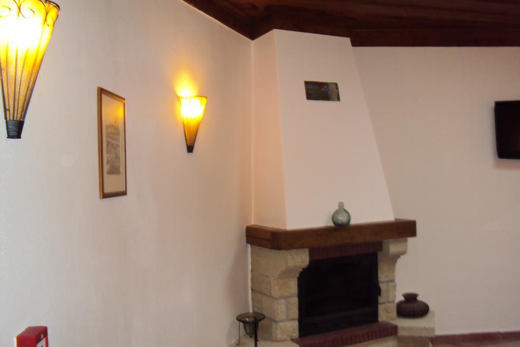 Bed and Breakfast Casa Antiga Одесейше Экстерьер фото